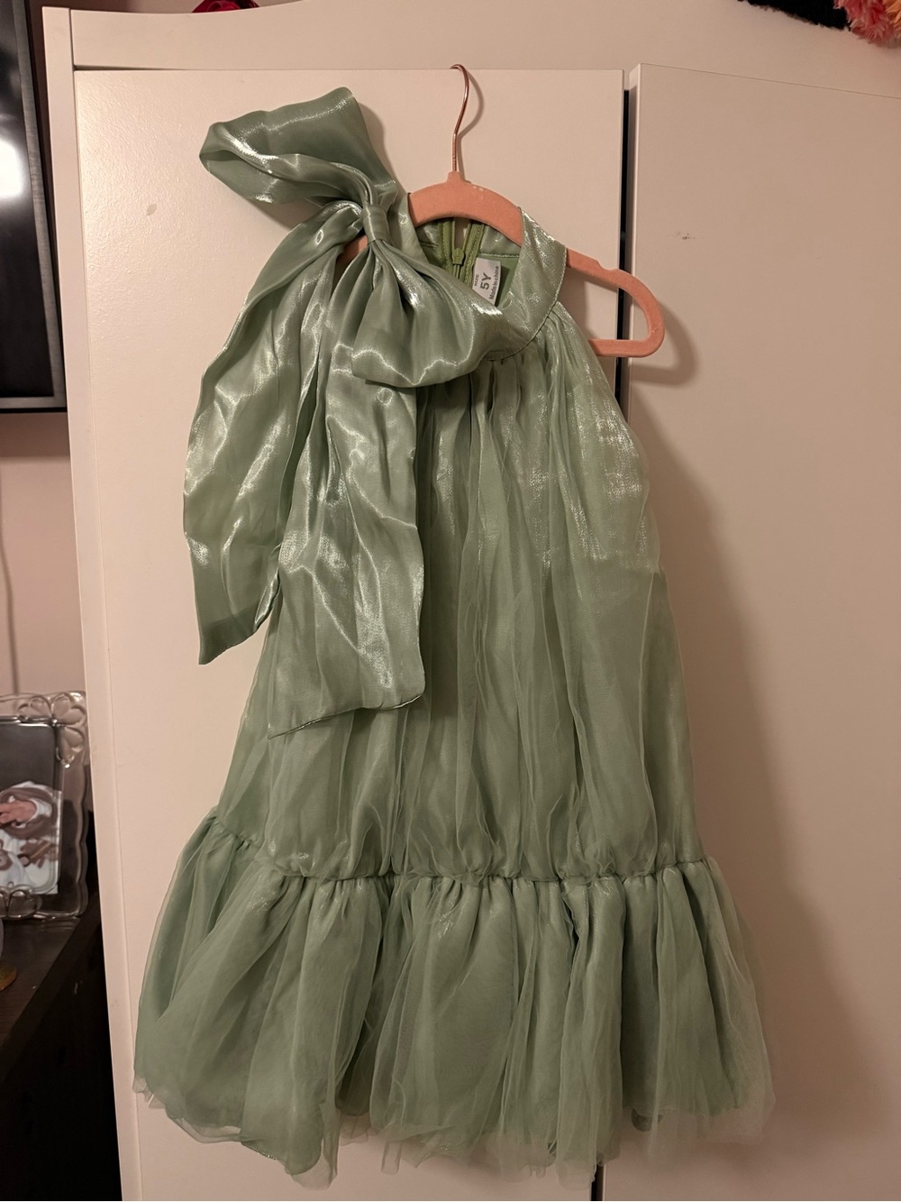 Girl formal dress